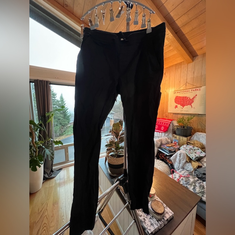 Tentree black jogger M used condition